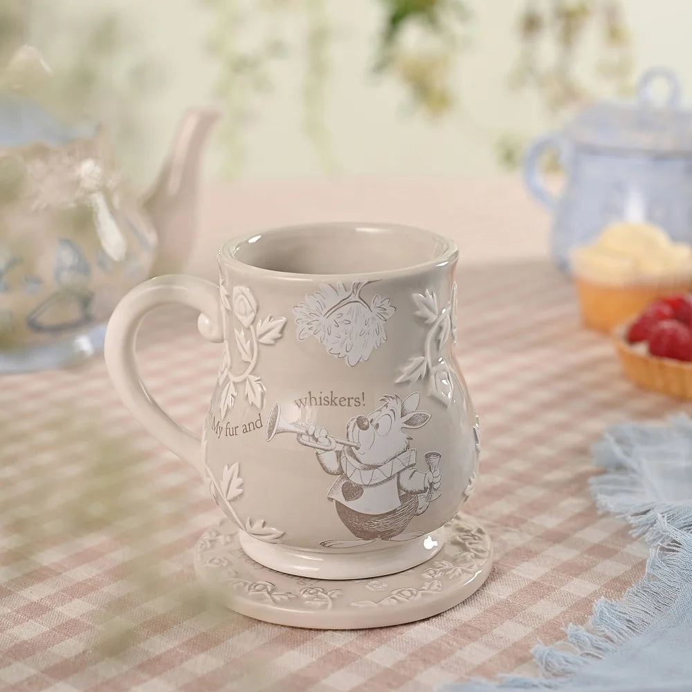 ALICE AUX PAYS DES MERVEILLES - Le Lapin Blanc - Mug en Relief