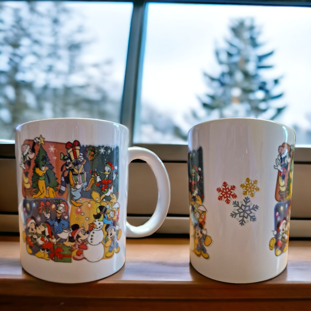Disney - Tazza natalizia di Topolino e i suoi amici