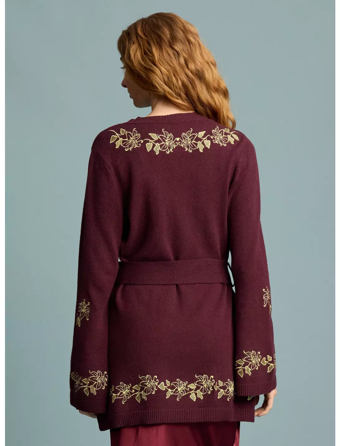 Cardigan Mère Gothel - Décembre 2025