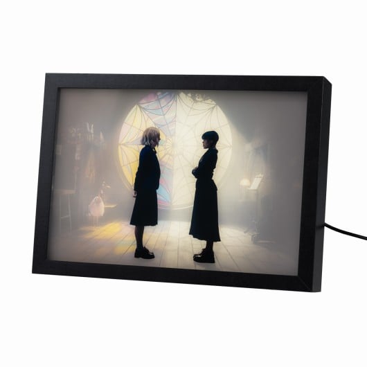 MERCREDI & ENID - Ophelia Hall - Cadre Lumineux LED 28x20x5cm