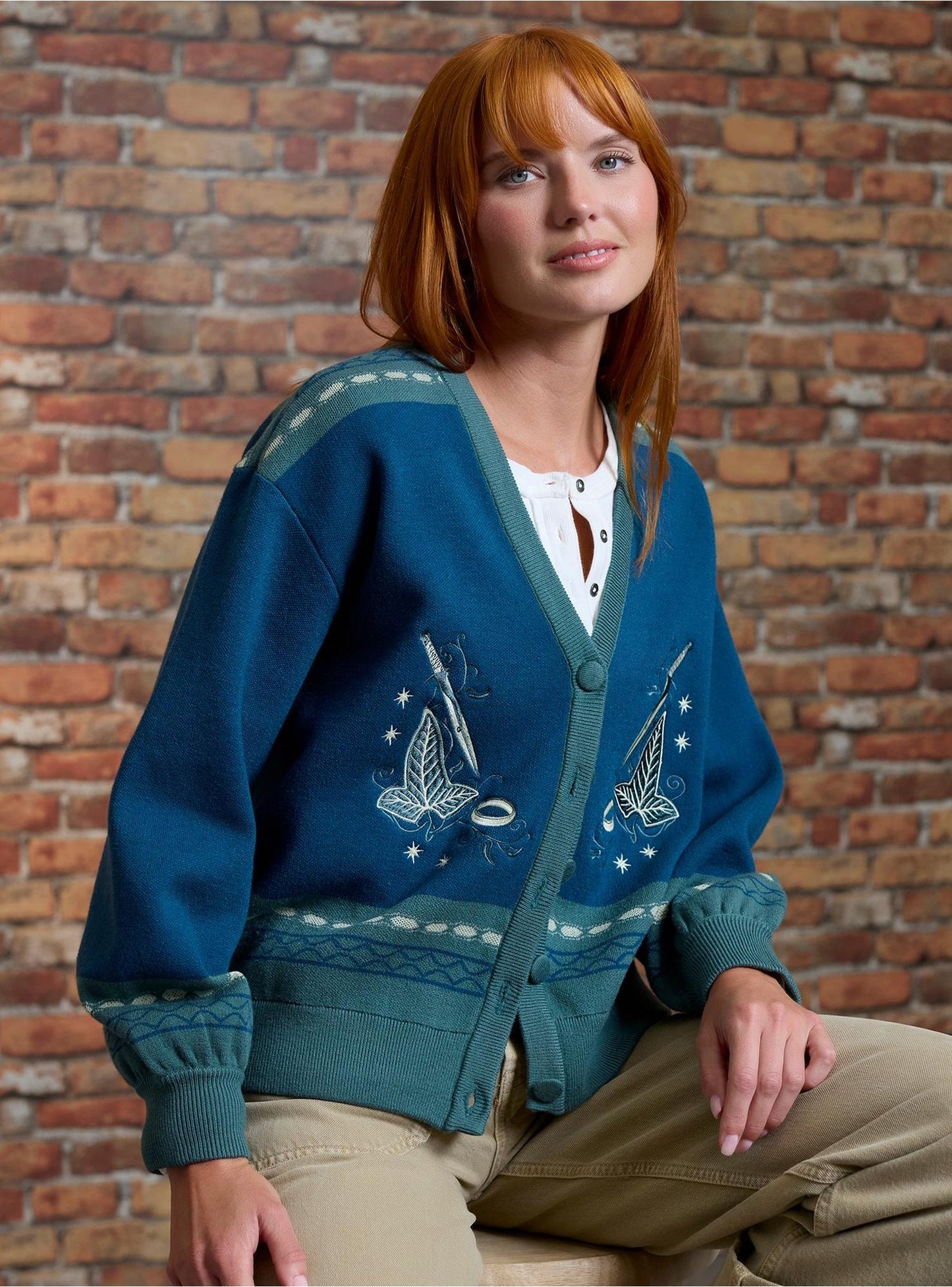 Cardigan les portes de Durin Le Seigneur des Anneaux  - Novembre 2025