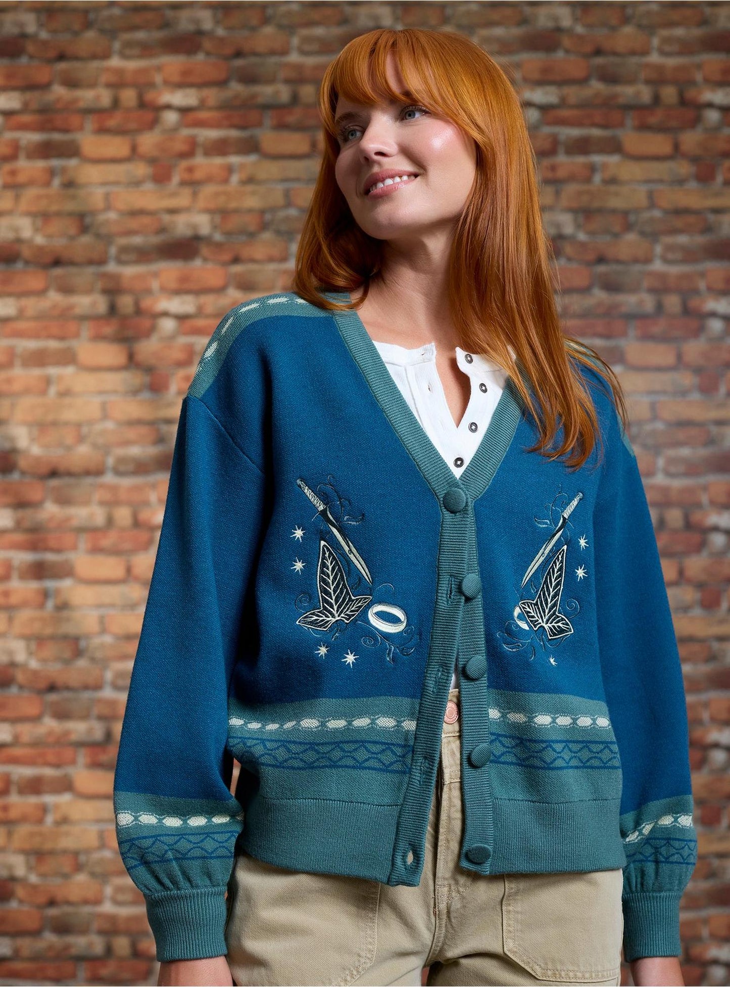 Cardigan les portes de Durin Le Seigneur des Anneaux  - Novembre 2025