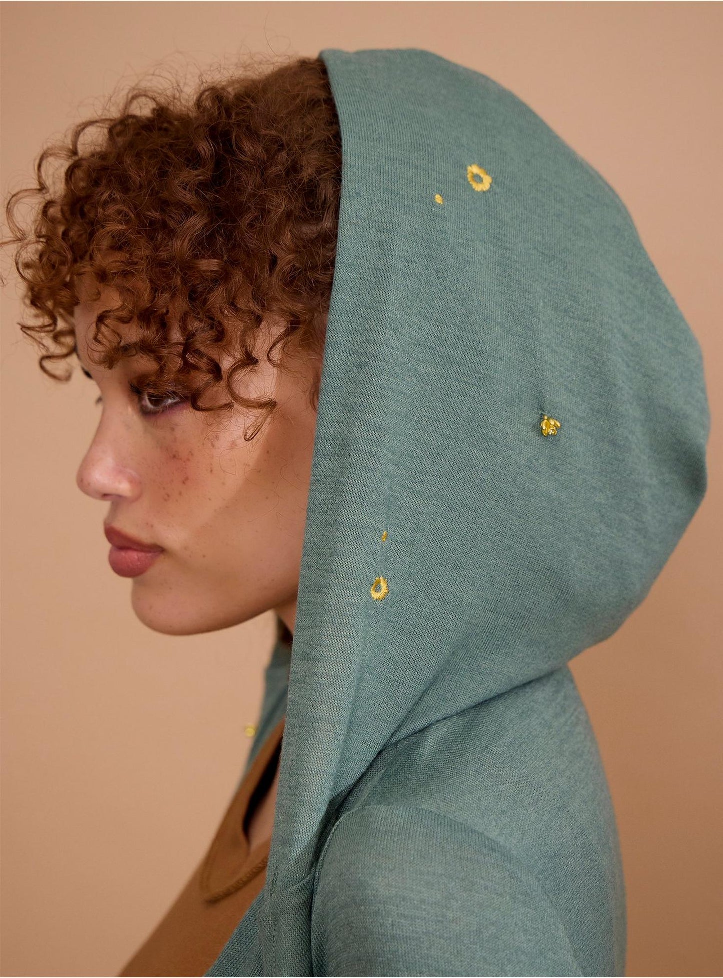 Cardigan à capuche Le Seigneur des Anneaux  - novembre 2025