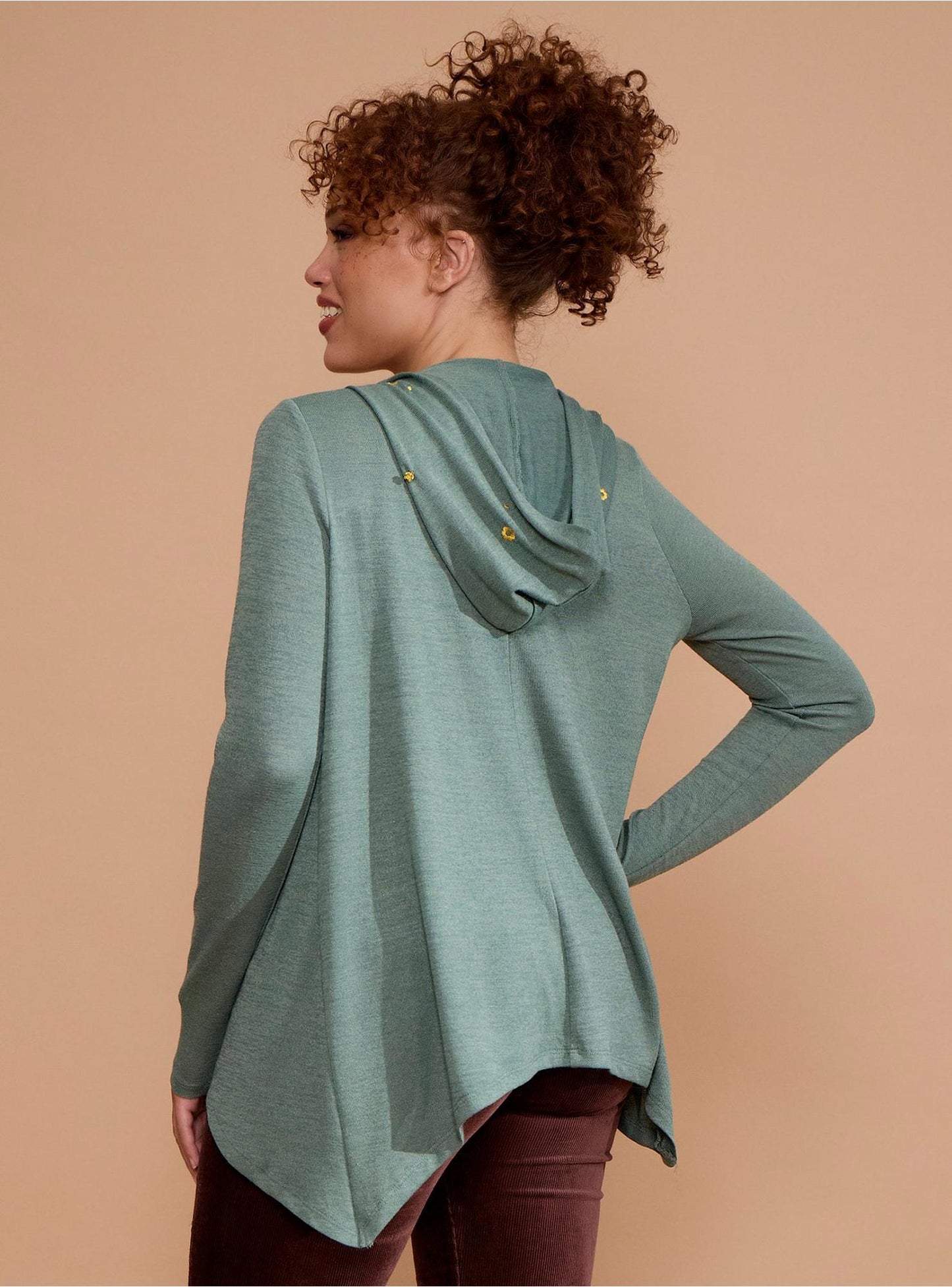 Cardigan à capuche Le Seigneur des Anneaux  - novembre 2025